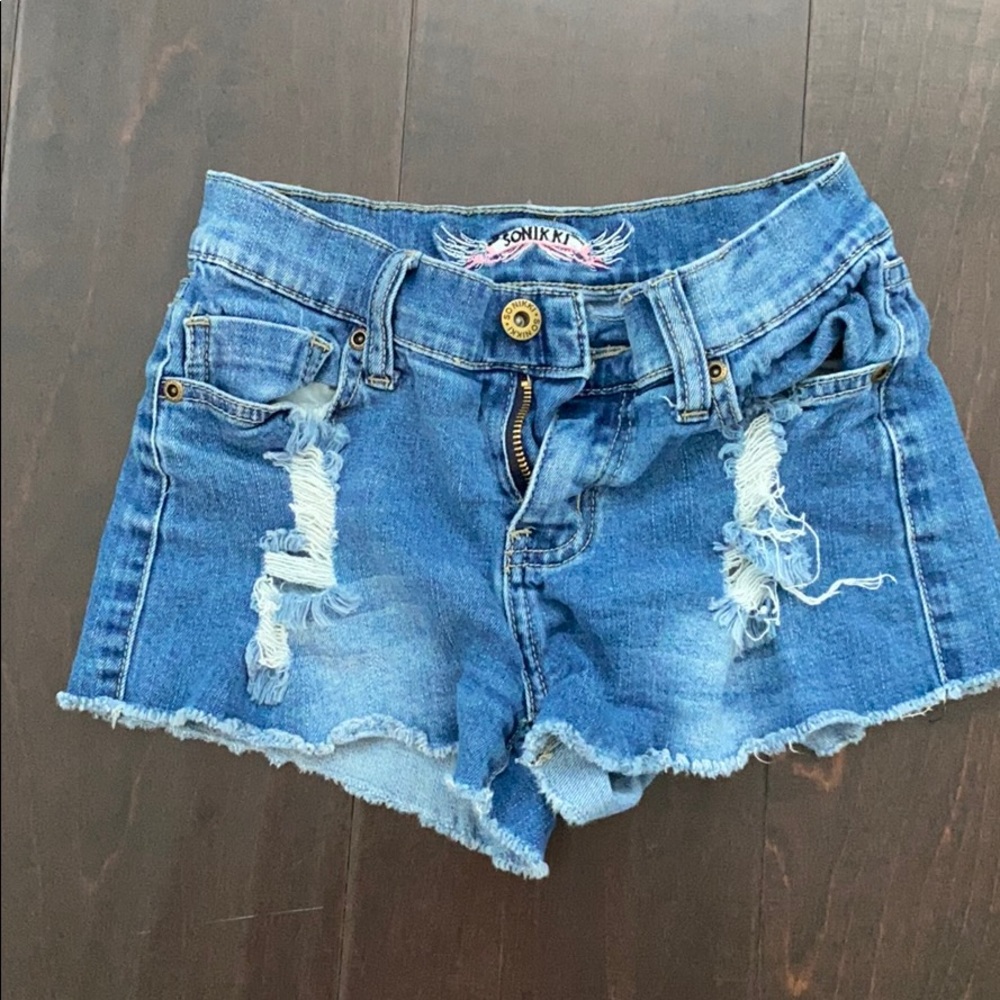 So Nikki denim jean shorts distressed size 14